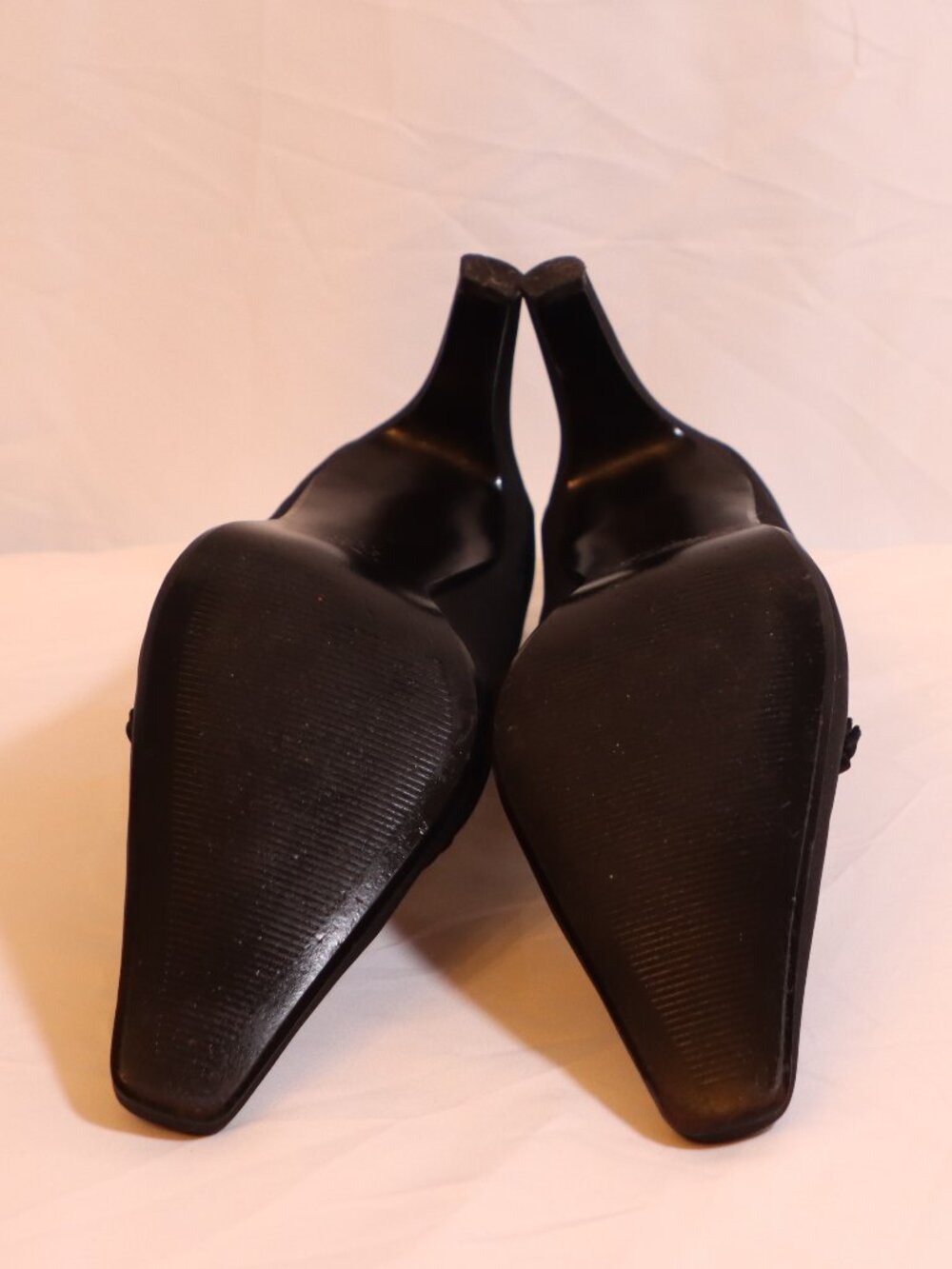 Black Nina Size 9 Fabric Pointed Heels - Picture 6 of 6